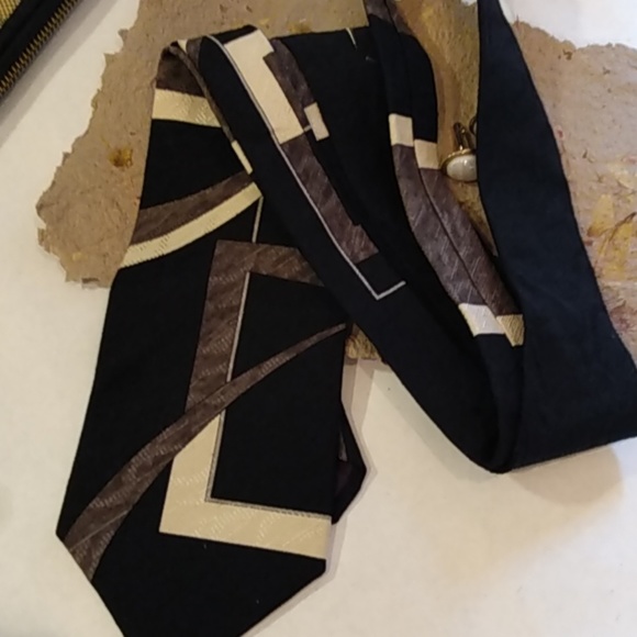 Vintage Silk Men's Tie - Picture 3 of 6